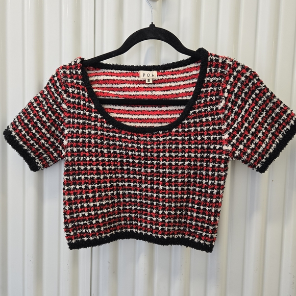 POL Tops - POL Textured Tweed Scoop-Neck Crop Top in Red/Black